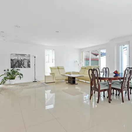 Apartamento Hinna Paradise *